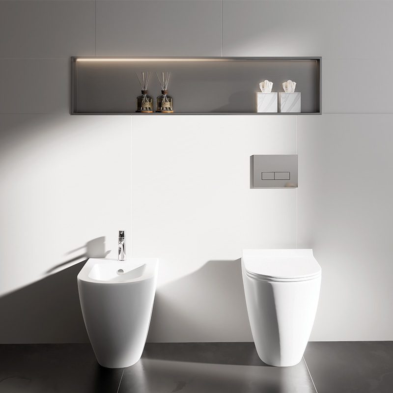 Choisir une niche de salle de bain ? L'acier inoxydable est le choix pratique